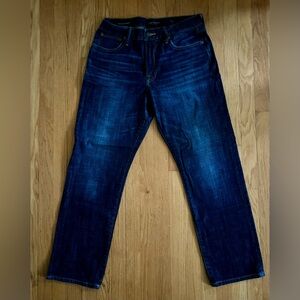 Lucky Brand jeans 33/30 Great condition.